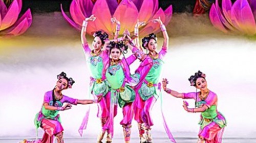 【文化中國(guó)行】舞劇《絲路花雨》煥新演出再綻芳華
